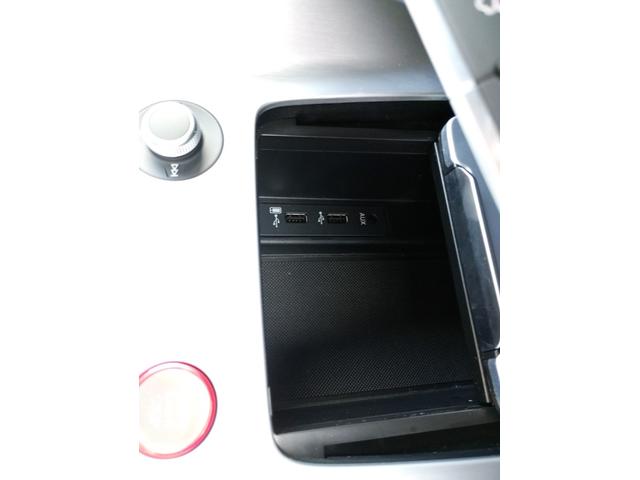 ＴＴＳクーペ ２．０ＴＦＳＩ　クワトロ　４ＷＤ　純正ナビゲーションシステム　クルーズコントロール　ドライブレコーダー　ＥＴＣ　ＬＥＤヘッドライト　ハーフレザーシート　開閉式リアウィング　１８インチ純正アルミホイール（41枚目）