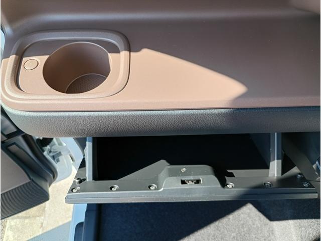 ムーヴキャンバス セオリーＧ　届出済未使用車　スマートアシスト　ＬＥＤヘッドライト　オートライト　プッシュスタート　後部座席両側パワースライドドア　運・助手席シートヒーター　キーレスエントリー（53枚目）