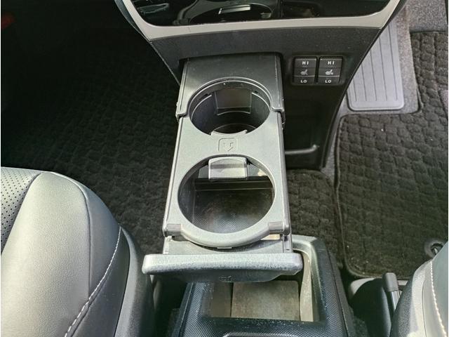 エスクァイア ハイブリッドＧｉ　トヨタセーフティセンス　ＬＥＤヘッドライト　後席両側オートスライドドア　前席シートヒーター　純正ナビゲーション　アルパイン製リアフィリップダウンモニター　ドライブレコーダー　ＥＴＣ　プッシュスタート（43枚目）