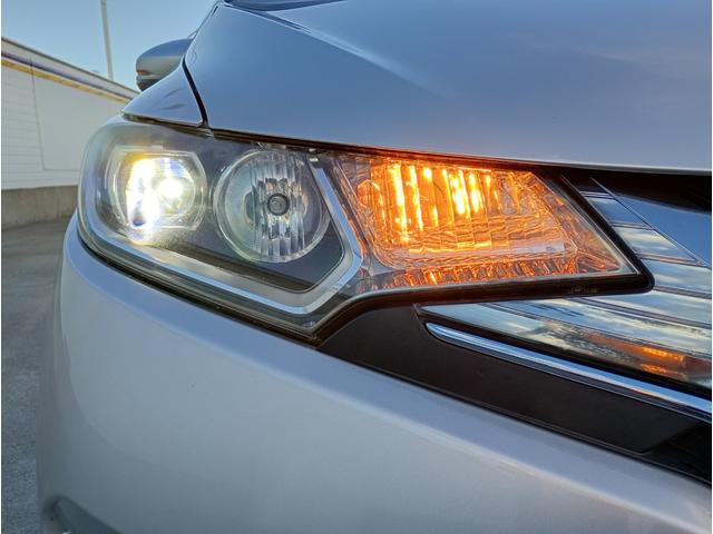 暗い道でも視界安心のＬＥＤヘッドライト！消費電力も少なくバッテリーへの負担も少ないです！寿命も長く安心ですね！