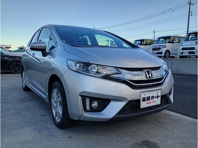 せっかくの愛車だからこそ、自分流にお気に入りのパーツでドレスアップをしませんか？アルミホイールの他にもナビやエアロパーツやスモーク等アフターパーツの御相談もお気軽に御相談下さいませ！