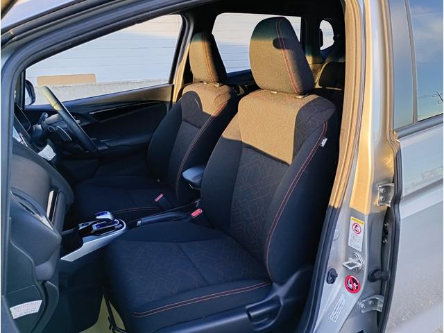 当社は任意保険のハイグレードエージェントランク代理店！車屋だからできるサービスがあります。安心の保険プランを聞きたくないですか？今の内容で大丈夫なんだろうか？なんて方は是非無料診断をお勧め致しますよ！