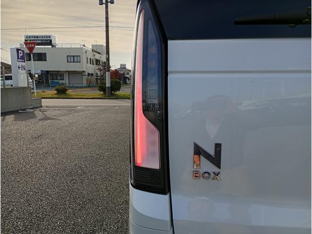 N-BOXカスタム ベースグレード ホンダセンシング 360°ビューカメラ 8インチディスプレイオーディオ ワンセグTV ETC F/Rドライブレコーダー 両側パワースライドドア 純正14インチアルミホイール(24枚目)