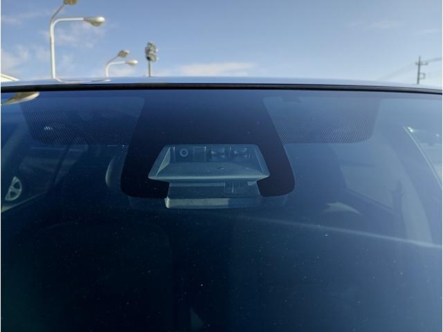 アクア Ｓスタイルブラック　トヨタセーフティセンス　レーンキープアシスト　オートハイビーム　プッシュスタート　スマートキー（3枚目）