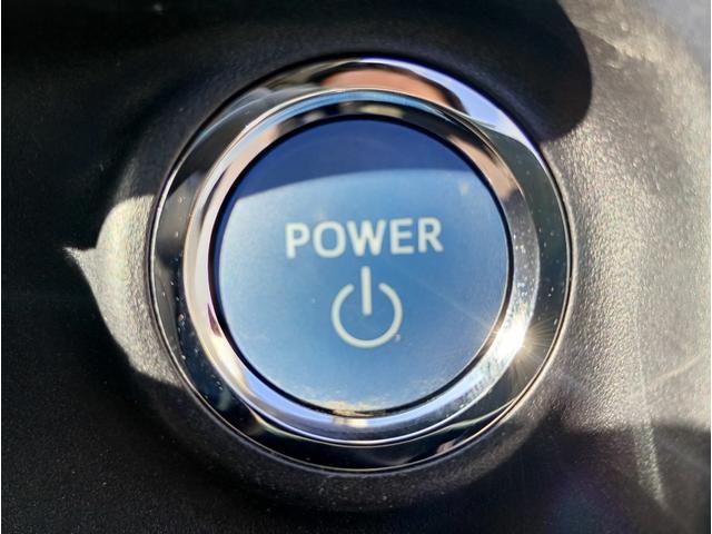 アクア Ｓスタイルブラック　トヨタセーフティセンス　レーンキープアシスト　オートハイビーム　プッシュスタート　スマートキー（5枚目）