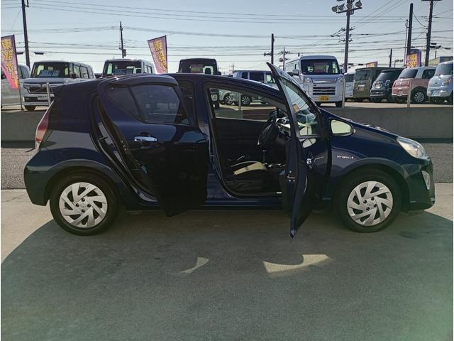 アクア Ｓスタイルブラック　トヨタセーフティセンス　レーンキープアシスト　オートハイビーム　プッシュスタート　スマートキー（15枚目）