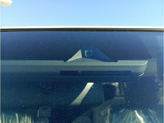 ハイエースバン ロングスーパーGL 登録済未使用車 4WD トヨタセーフティセンス カロッツェリア製ディスプレイオーディオ ドライブレコーダー ETC 両サイドパワースライドドア プッシュスタート キーレス(3枚目)