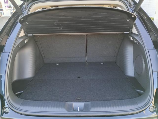 ＺＲ－Ｖ ｅ：ＨＥＶ　Ｚ　ホンダセンシング　純正１１．４インチＨｏｎｄａＣＯＮＮＥＣＴナビゲーションシステム　フルセグＴＶ　ＥＴＣ　ブラインドスポットインフォメーション　本革レザーシート　純正１８インチアルミホイール（65枚目）