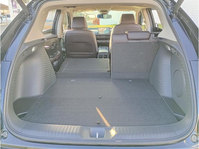 ＺＲ－Ｖ ｅ：ＨＥＶ　Ｚ　ホンダセンシング　純正１１．４インチＨｏｎｄａＣＯＮＮＥＣＴナビゲーションシステム　フルセグＴＶ　ＥＴＣ　ブラインドスポットインフォメーション　本革レザーシート　純正１８インチアルミホイール（66枚目）