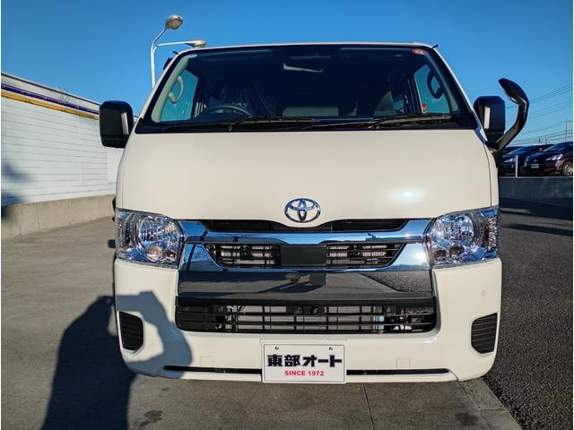 ハイエースバン DX GLパッケージ 登録済未使用車 4WD トヨタセーフティセンス LEDヘッドライト オートマチックハイビーム 運・助手席SRSエアバッグ ディーゼル車(17枚目)