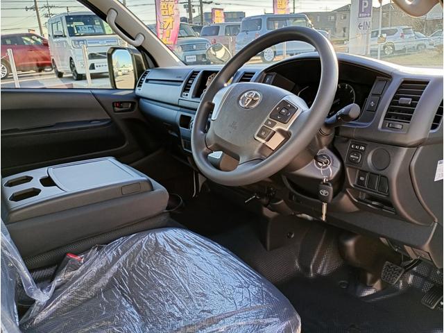 ハイエースバン DX GLパッケージ 登録済未使用車 4WD トヨタセーフティセンス LEDヘッドライト オートマチックハイビーム 運・助手席SRSエアバッグ ディーゼル車(31枚目)