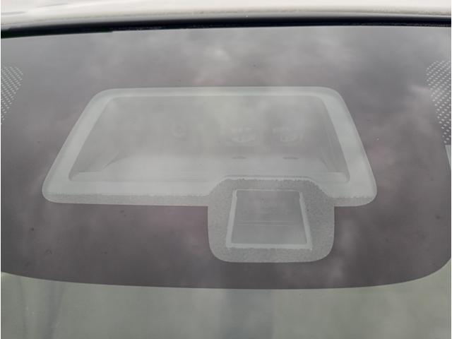 アルトラパン Ｓ　デュアルカメラブレーキサポート　７インチナビゲーションシステム　ワンセグＴＶ　ＨＩＤヘッドライト　バックカメラ　シートヒーター　プッシュスタート（4枚目）