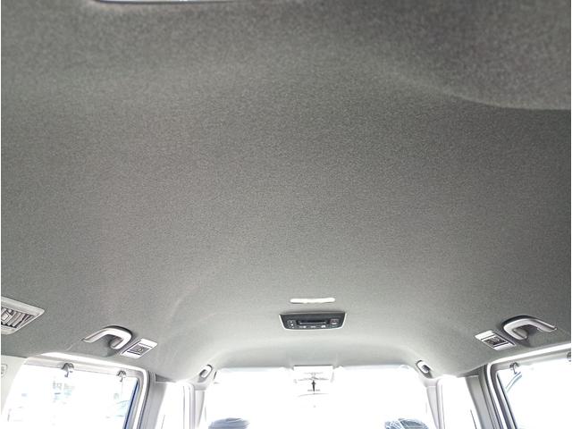 ステップワゴン ｅ：ＨＥＶスパーダ　登録済未使用車　ホンダセンシング　左右独立エアコン　ＬＥＤヘッドライト　両サイドパワースライドドア　アダプティブクルーズコントロール　パワーリアゲート　純正１６インチアルミホイール　オットマン（68枚目）