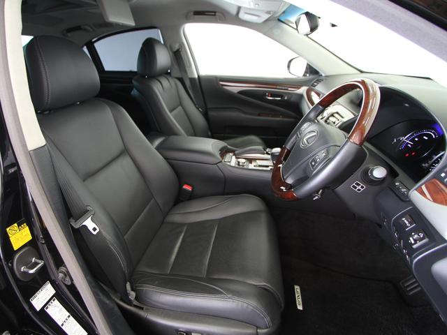 LS600h バージョンL 下取車 禁煙車 Mレビ Rエンタ(8枚目)