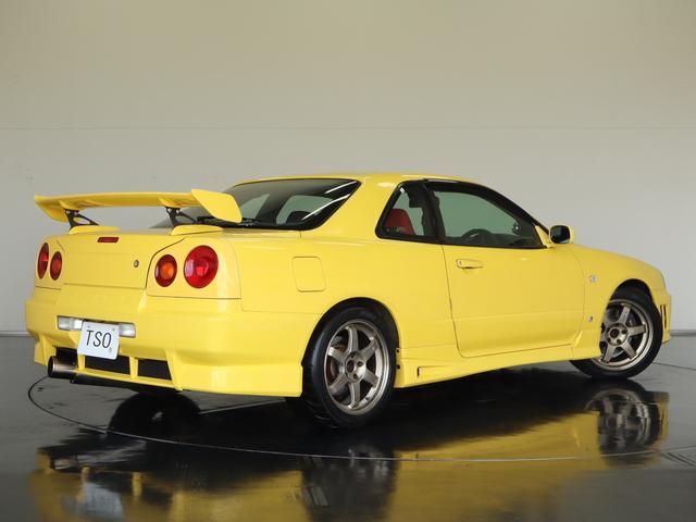 【新品未使用】スカイライン GT-R R34 アルミフットレストカバー 日産純正