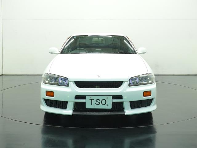スカイライン ２５ＧＴターボ　ＭＴ載せ替え　アルティアエアロ　フジツボマフラー　ブリッツ車高調　純正フロアマット　リヤ３面プライバシーフィルム　Ｄｅｆｉブースト計　ＥＴＣ　純正アルミホイール　キーレスエントリー　ＡＢＳ（3枚目）