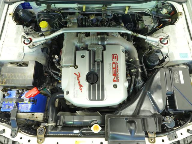 スカイライン ２５ＧＴターボ　ＭＴ載せ替え　アルティアエアロ　フジツボマフラー　ブリッツ車高調　純正フロアマット　リヤ３面プライバシーフィルム　Ｄｅｆｉブースト計　ＥＴＣ　純正アルミホイール　キーレスエントリー　ＡＢＳ（19枚目）