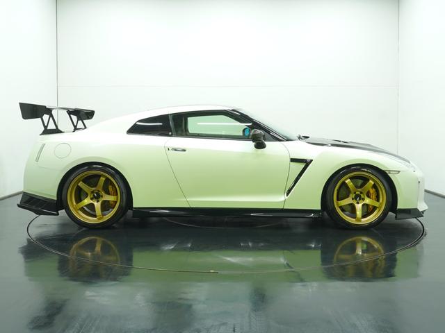 ＧＴ－Ｒ ベースグレード　ＭＹ０７　後期バンパー（前後）　後期サイドスカート　トップシークレットリアアンダーバンパー　バリスボンネット　ＴＥＩＮ車高調　ＨＫＳマフラー　社外リアウイング　クリスタルアイヘッドライト　ＥＴＣ（5枚目）