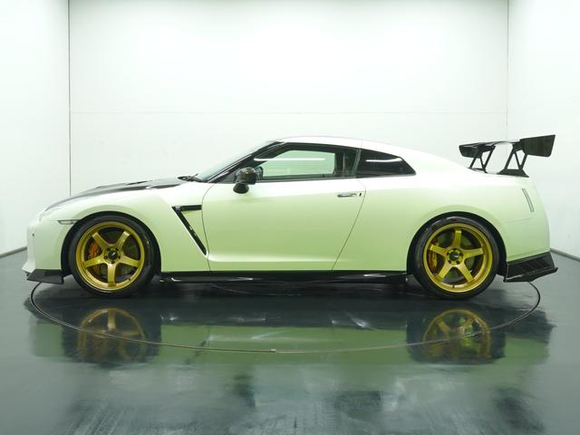 ＧＴ－Ｒ ベースグレード　ＭＹ０７　後期バンパー（前後）　後期サイドスカート　トップシークレットリアアンダーバンパー　バリスボンネット　ＴＥＩＮ車高調　ＨＫＳマフラー　社外リアウイング　クリスタルアイヘッドライト　ＥＴＣ（6枚目）