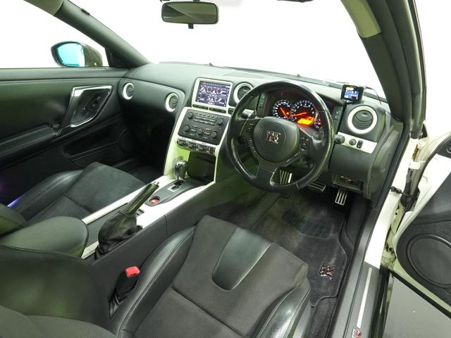 ＧＴ－Ｒ ベースグレード　ＭＹ０７　後期バンパー（前後）　後期サイドスカート　トップシークレットリアアンダーバンパー　バリスボンネット　ＴＥＩＮ車高調　ＨＫＳマフラー　社外リアウイング　クリスタルアイヘッドライト　ＥＴＣ（7枚目）