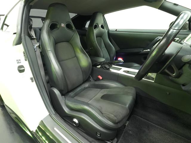 ＧＴ－Ｒ ベースグレード　ＭＹ０７　後期バンパー（前後）　後期サイドスカート　トップシークレットリアアンダーバンパー　バリスボンネット　ＴＥＩＮ車高調　ＨＫＳマフラー　社外リアウイング　クリスタルアイヘッドライト　ＥＴＣ（8枚目）