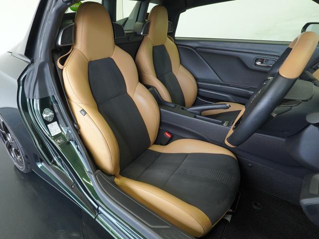 Ｓ６６０ αトラッドレザーエディション　純正ＭＴ　純正フロアマット　センターディスプレイ　スカイサウンドスピーカー（リア）　ブラウンロールトップ　トラッドレザーインテリア　アルミホイール（ブラッククリア塗装）　アルミ製コンソールプレート（7枚目）