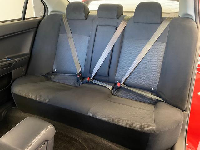 ランサー GSRエボリューションX 禁煙車 ハイパフォーマンスPKG(ビルシュタイン製サスペンション・アイバッハ製スプリング) 純正フロアマット ディクセルブレーキローター プロジェクトμブレーキパッド 社外ディスプレイオーディオ(5枚目)