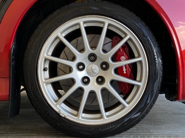 ランサー GSRエボリューションX 禁煙車 ハイパフォーマンスPKG(ビルシュタイン製サスペンション・アイバッハ製スプリング) 純正フロアマット ディクセルブレーキローター プロジェクトμブレーキパッド 社外ディスプレイオーディオ(12枚目)