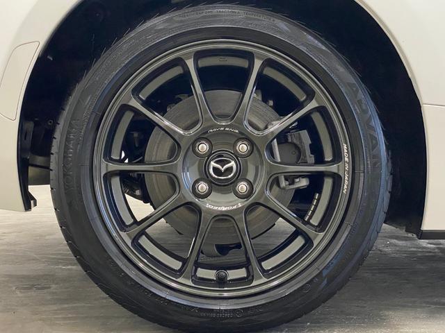 ロードスター ９９０Ｓ　純正ＭＴ　ワンオーナー　禁煙車　ソフトトップカラー：ダークブルー　Ｂｒｅｍｂｏ社製対向４ピストンフロントキャリパー　ＲＡＹＳ社製鍛造アルミホイール（ダークガンメタリック塗装）　９９０Ｓ専用セッティング（17枚目）