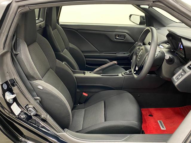 Ｓ６６０ β　純正ＭＴ　無限ハードトップ　無限スポーツマット　無限シフトノブ　ホンダ純正オプションフューエルリッド　運転席用＆助手席用ｉ－ＳＲＳエアバッグシステム　ｉ－サイドエアバッグシステム　ＥＢＤ付ＡＢＳ（6枚目）