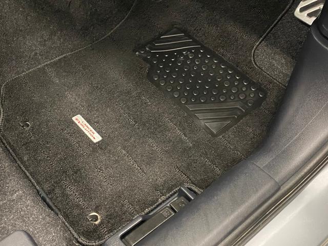 ランサー ＧＳＲエボリューションＸ　純正ＭＴ　純正オプションフォグランプ　純正オプショントランクリッドスポイラー　純正オプションフロアマット　純正オプションドアバイザー　バックカメラ　ＥＴＣ　アルミルーフパネル　アルミフェンダーパネル（14枚目）