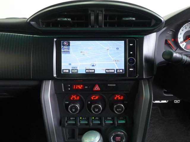 ８６ ＧＴ　６速ＡＴ　ＴＲＤリアハーフスポイラー　社外ＡＷ　ナビフルセグＴＶ　バックカメラ　ディスチャージヘッドランプ　スマートキー　ＤＶＤ再生　Ｂｌｕｅｔｏｏｔｈ対応　ＥＴＣ車載器　オートライト（15枚目）