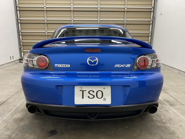ＲＸ－８ タイプＳ　純正ＭＴ　ＲＥ雨宮マフラー　ＴＥＩＮダンパー　ＢＯＳＥサウンドシステム　ＥＮＤＬＥＳＳブレーキパッド　社外アルミホイール　スマートキー（4枚目）