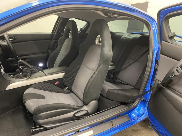 ＲＸ－８ タイプＳ　純正ＭＴ　ＲＥ雨宮マフラー　ＴＥＩＮダンパー　ＢＯＳＥサウンドシステム　ＥＮＤＬＥＳＳブレーキパッド　社外アルミホイール　スマートキー（13枚目）