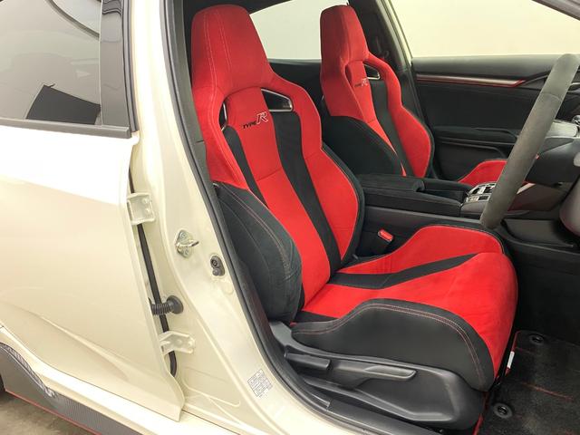 シビック タイプＲ　純正ＭＴ　ワンオーナー　禁煙車　純正ドライブレコーダー（前後）　無限ドアハンドルプロテクター　純正フロアマット　Ｂｒｅｍｂｏ社製フロントアルミ対向４ポットキャリパー　アルミ製フロントフード（5枚目）