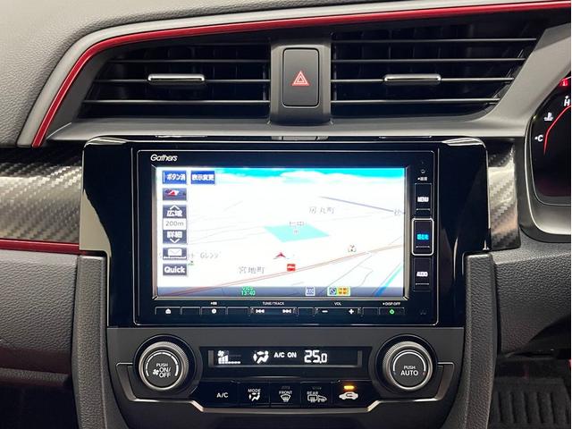 シビック タイプＲ　純正ＭＴ　ワンオーナー　禁煙車　純正ドライブレコーダー（前後）　無限ドアハンドルプロテクター　純正フロアマット　Ｂｒｅｍｂｏ社製フロントアルミ対向４ポットキャリパー　アルミ製フロントフード（12枚目）