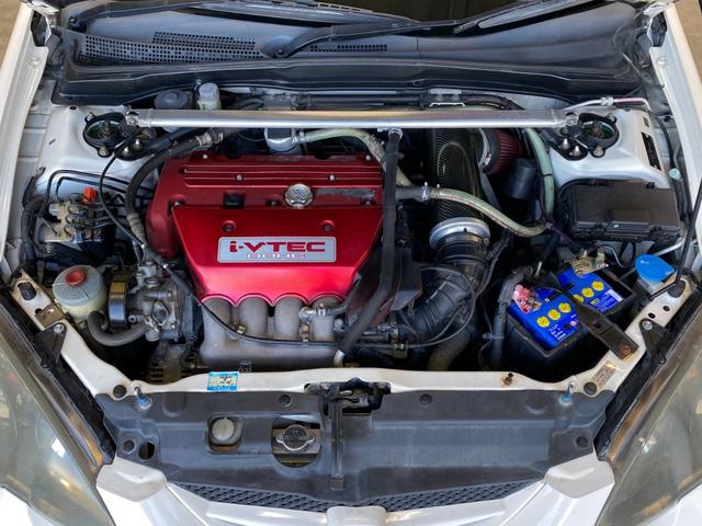 インテグラ タイプＲ　純正ＭＴ　ＨＫＳマフラー　ＲＥＣＡＲＯシート（フロント）　社外ウイング　社外ホイール　社外ボンネット　フロントｂｒｅｍｂｏ社製アルミ対向４ポットキャリパー　ＡＢＳ　フルオートエアコン　キーレス（19枚目）