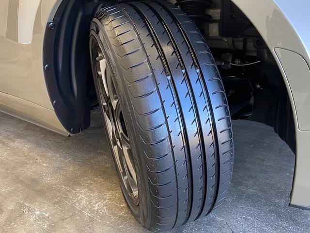 ロードスター ブラウン・トップ　純正ＭＴ　ワンオーナー　Ｂｒｅｍｂｏ社製フロント対向４ピストンキャリパー　１６インチＲＡＹＳ社製鍛造アルミホイール　シート（ナッパレザー／カラー：テラコッタ）　ソフトトップカラー：ブラウン（19枚目）