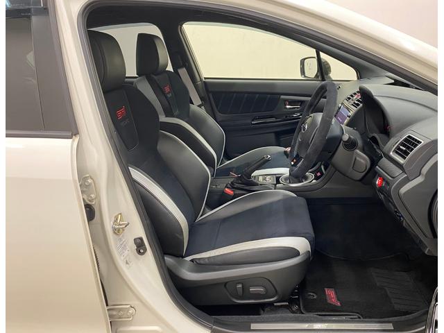 WRX STI EJ20 FinalEdition FULL PACKAGE 純正MT 555台限定車 バランスドエンジン RECAROフロントシート BBS鍛造アルミホイール brembo製モノブロック対向キャリパー ウルトラスエード巻ステアリング ウェルカムライティング(7枚目)