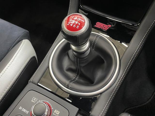 WRX STI EJ20 FinalEdition FULL PACKAGE 純正MT 555台限定車 バランスドエンジン RECAROフロントシート BBS鍛造アルミホイール brembo製モノブロック対向キャリパー ウルトラスエード巻ステアリング ウェルカムライティング(13枚目)