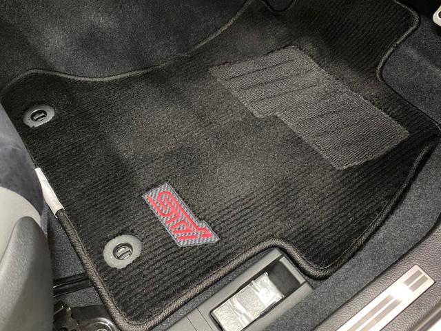 WRX STI EJ20 FinalEdition FULL PACKAGE 純正MT 555台限定車 バランスドエンジン RECAROフロントシート BBS鍛造アルミホイール brembo製モノブロック対向キャリパー ウルトラスエード巻ステアリング ウェルカムライティング(14枚目)