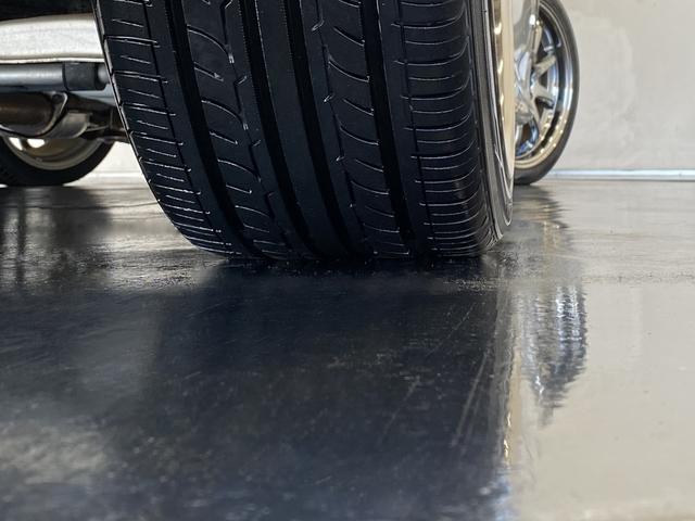 スカイライン 25GT-V 純正MT R34純正アルミボンネット アルティアFバンパー・Sスカート イーストベアーRバンパー・フェンダーモール バッドムーンレーシングマフラー TEIN車高調 WORKホイール フジツボエキマニ(20枚目)