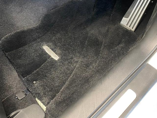 スカイライン 370GT タイプS 純正MT 純正フロアマット KENWOODドライブレコーダー(DRV-MR740) Yupiteruレーダー探知機(A530) アルミ製エンジンフード バックビューモニター 本革巻ステアリング ETC(19枚目)