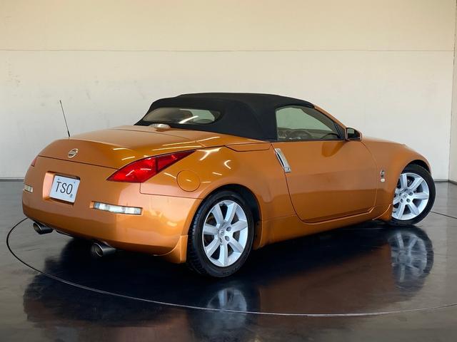 フェアレディZ ロードスターバージョンT BOSEサウンドシステム バックビューモニター クリアランスソナー ETC パワーシート 本革シート(ヒーター付) 本革巻ステアリング パワーウインドウ リモートコントロールエントリーシステム(2枚目)