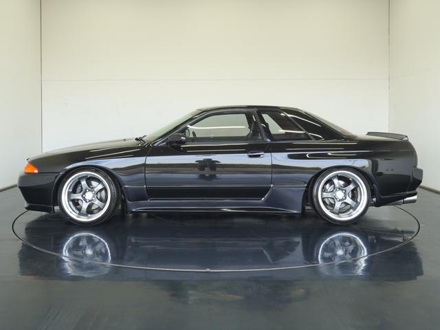 �T�C�h�ɂ͂m�h�r�l�n���}�b�h�K�[�h��Z���A�v�n�q�j�}�C�X�^�[�P�W�C���`�A���~�z�C�[���ň������܂�Z�܂�̂���X�^�C���ł��B