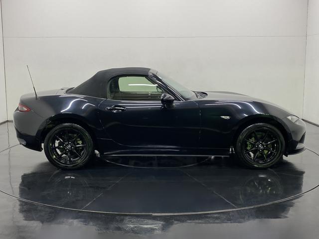 ロードスター Sスペシャルパッケージ 純正MT ワンオーナー ESQUELETOバケットシート 運転席&助手席SRSエアバッグシステム ダイナミックスタビリティコントロールシステム トラクションコントロールシステム リアパーキングセンサー(5枚目)