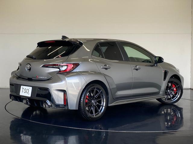 ＧＲカローラ ＲＺ　純正ＭＴ　ワンオーナー　禁煙車　ＢＢＳ製ホイール　トルセンＬＳＤ　４ＷＤモードセレクトスイッチ　カーボンルーフ　シート表皮（ブランノーブ＋合成皮革）　除電スタビライジングプラスシート　ニーエアバッグ（2枚目）