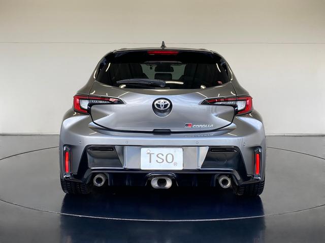 ＧＲカローラ ＲＺ　純正ＭＴ　ワンオーナー　禁煙車　ＢＢＳ製ホイール　トルセンＬＳＤ　４ＷＤモードセレクトスイッチ　カーボンルーフ　シート表皮（ブランノーブ＋合成皮革）　除電スタビライジングプラスシート　ニーエアバッグ（4枚目）