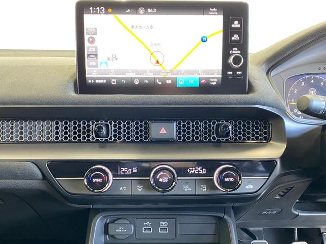 シビック タイプR レーシングブラックパッケージ 純正MT ワンオーナー 禁煙車 ウルトラスエードダッシュボード/フロントドアライニング 前席(ラックススエード) ワイヤレス充電器 自動防眩ルームミラー エアコンアウトレットノブ(ブラック) ETC(14枚目)