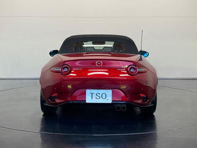 ロードスター ＲＳ　純正ＭＴ　ワンオーナー　禁煙車　フロントブレーキ／Ｂｒｅｍｂｏ社製対向４ピストンキャリパー　ＲＡＹＳ社製鍛造アルミホイール　純正ＯＰアンダースカート（フロント・サイド・リア）　純正ＯＰリアスポイラー（4枚目）